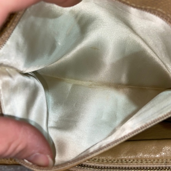 CHANEL Iridescent Pearl Caviar Tote bag - Picture 9 of 14